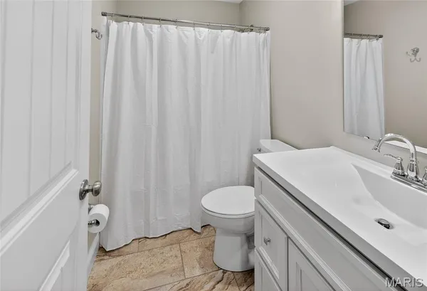 $279,900 | 467 Castle Leoch Drive, Jackson, MO 63755