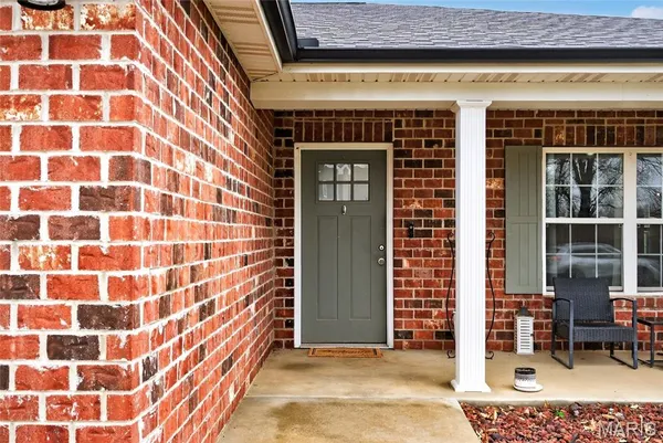 $279,900 | 467 Castle Leoch Drive, Jackson, MO 63755
