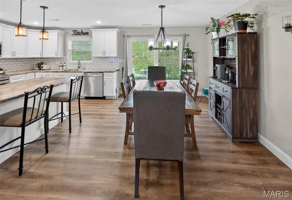 $279,900 | 467 Castle Leoch Drive, Jackson, MO 63755