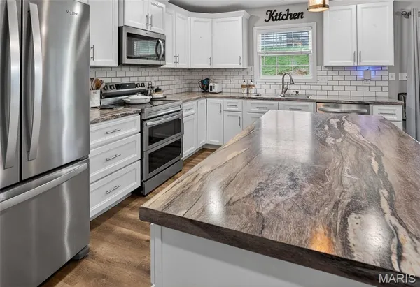 $279,900 | 467 Castle Leoch Drive, Jackson, MO 63755