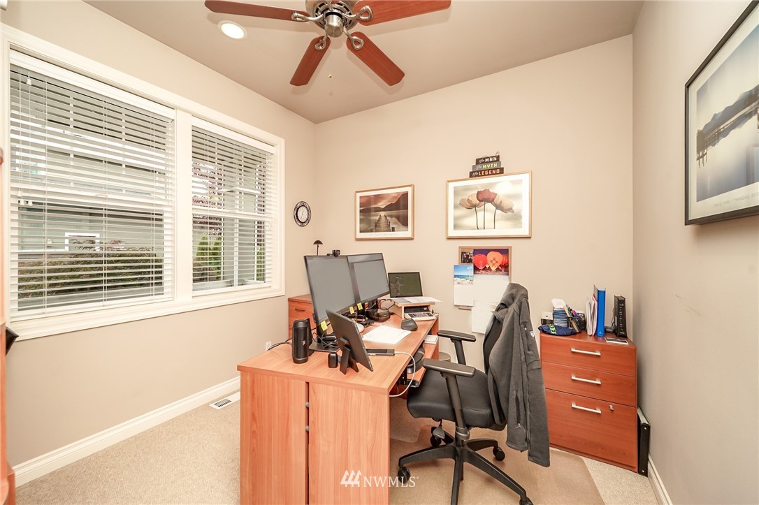 5521 Northeast 2nd Court Renton, WA 98059 - Photo 17 of 39