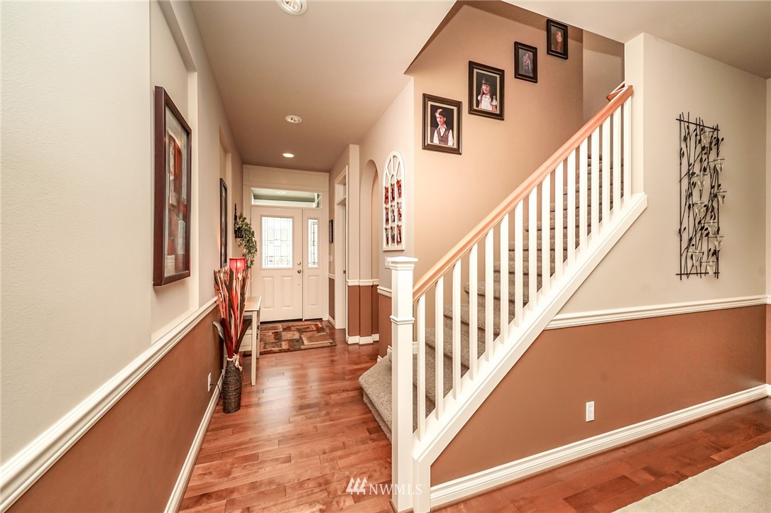 5521 Northeast 2nd Court Renton, WA 98059 - Photo 19 of 39