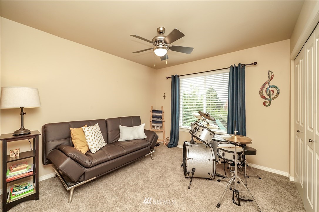 5521 Northeast 2nd Court Renton, WA 98059 - Photo 27 of 39