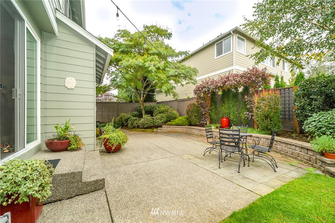 5521 Northeast 2nd Court Renton, WA 98059 - Photo 32 of 39
