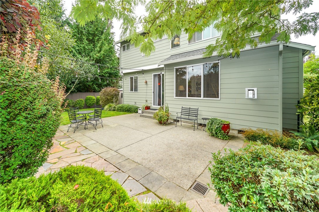 5521 Northeast 2nd Court Renton, WA 98059 - Photo 33 of 39