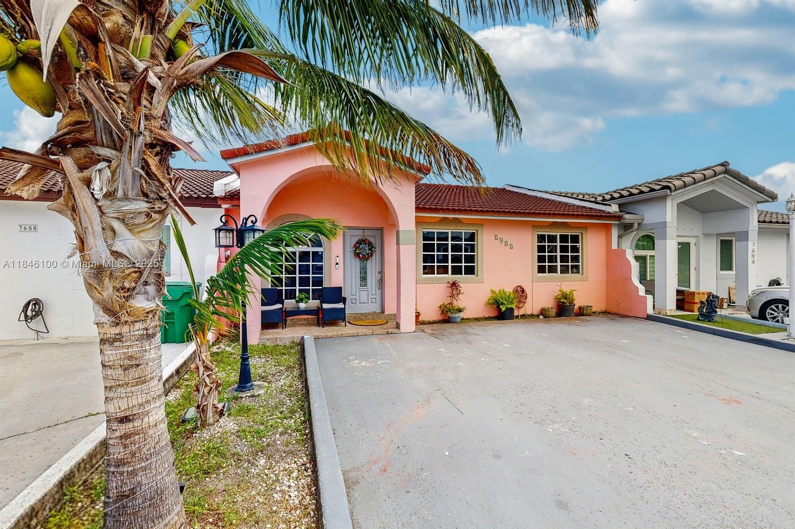 7692 Northwest 178th Terrace Hialeah, FL 33015 - Photo 2 of 12