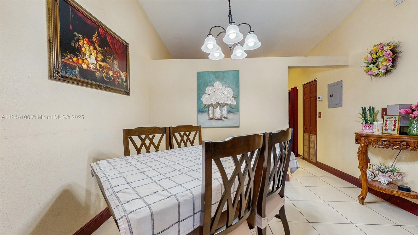 7692 Northwest 178th Terrace Hialeah, FL 33015 - Photo 8 of 12