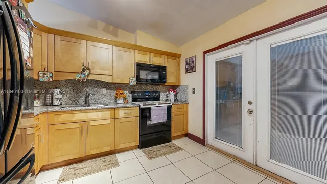 $430,000 | 7692 Northwest 178th Terrace, Hialeah, FL 33015