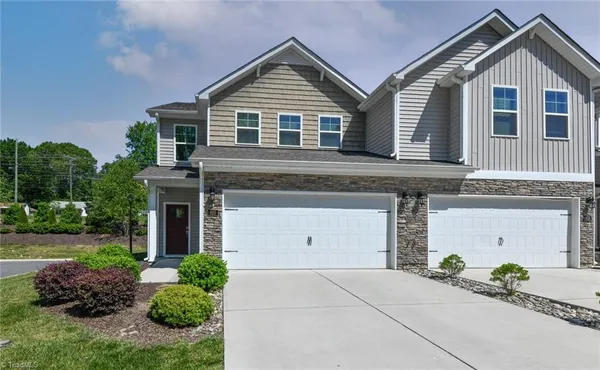 $2,400 | 820 Riley Lane, Greensboro, NC 27455