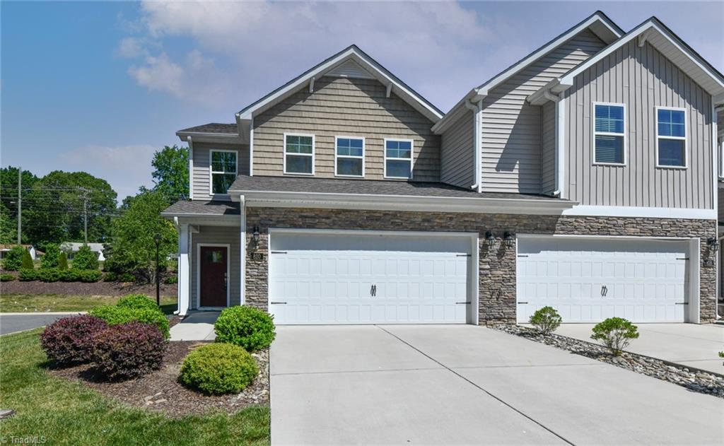 820 Riley Lane Greensboro, NC 27455 - Photo 1 of 38