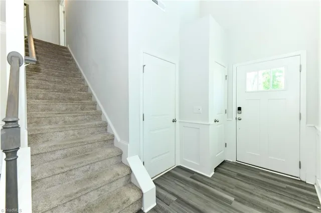 $2,400 | 820 Riley Lane, Greensboro, NC 27455