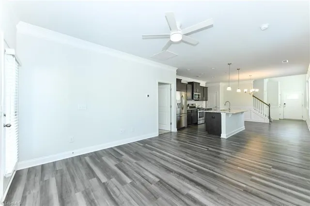 $2,400 | 820 Riley Lane, Greensboro, NC 27455