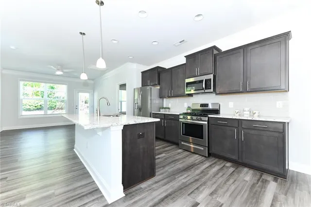 $2,400 | 820 Riley Lane, Greensboro, NC 27455