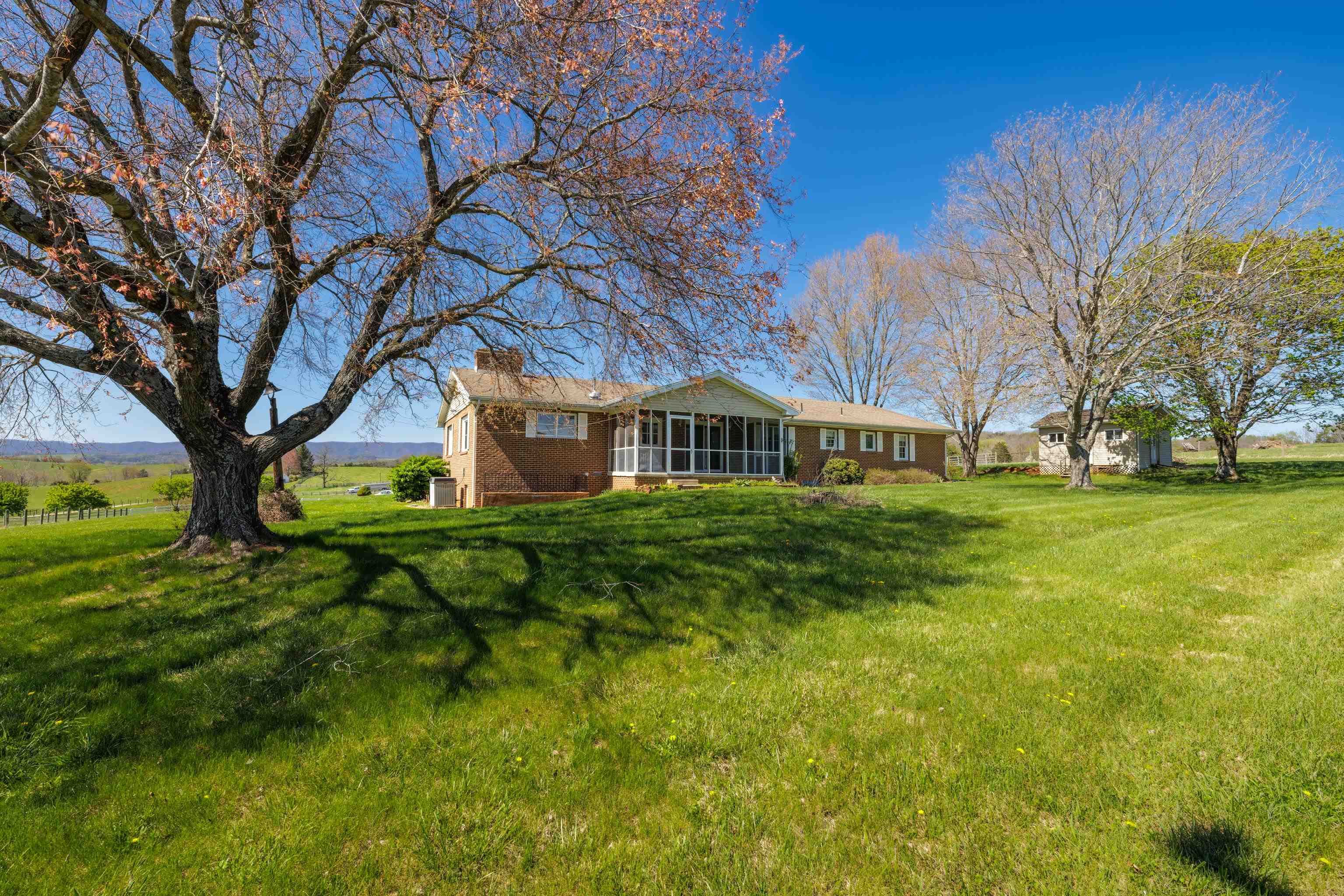 2834 Brownsburg Turnpike Raphine, VA 24472 - Photo 45 of 69