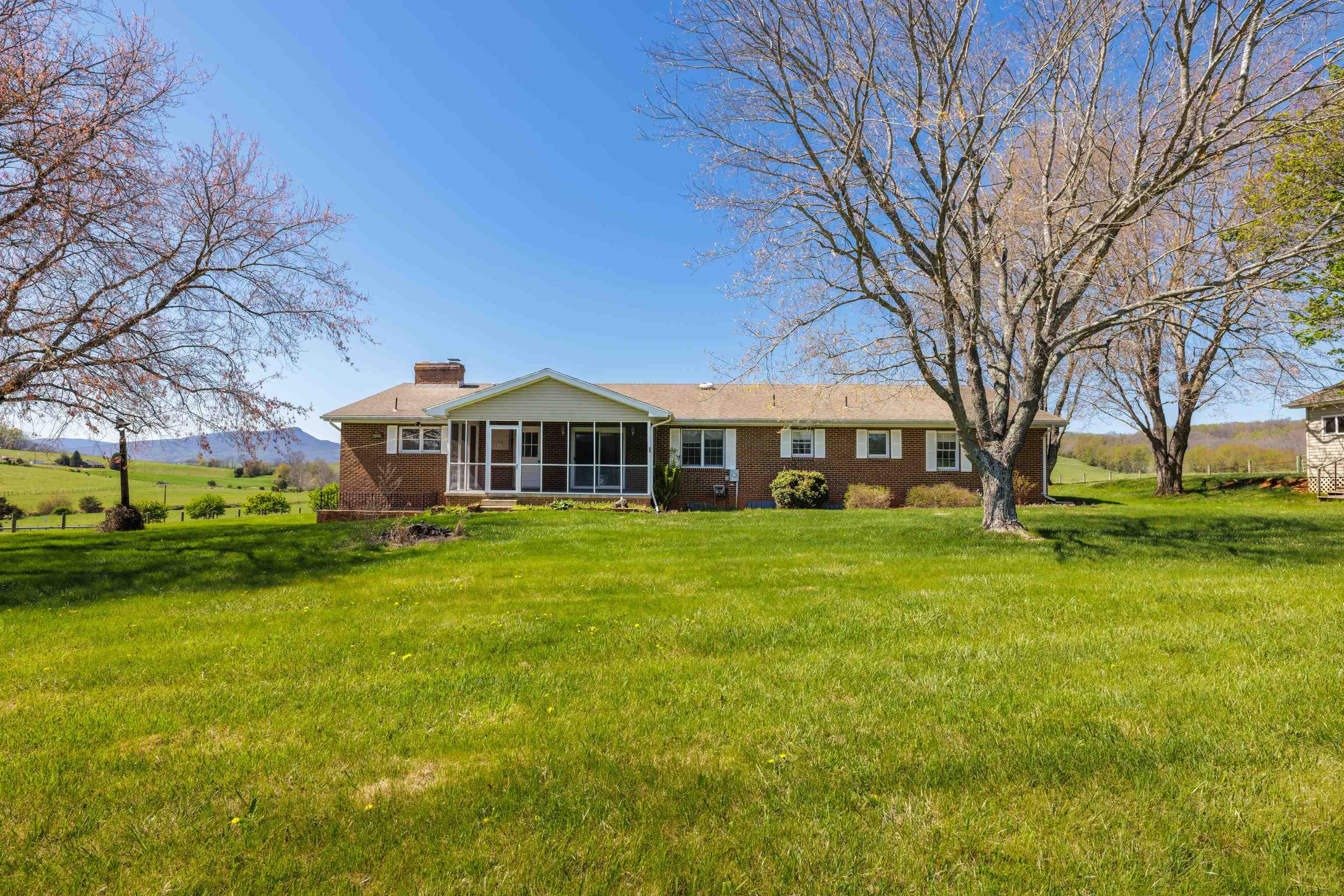 2834 Brownsburg Turnpike Raphine, VA 24472 - Photo 46 of 69 a front view of a house with a garden
