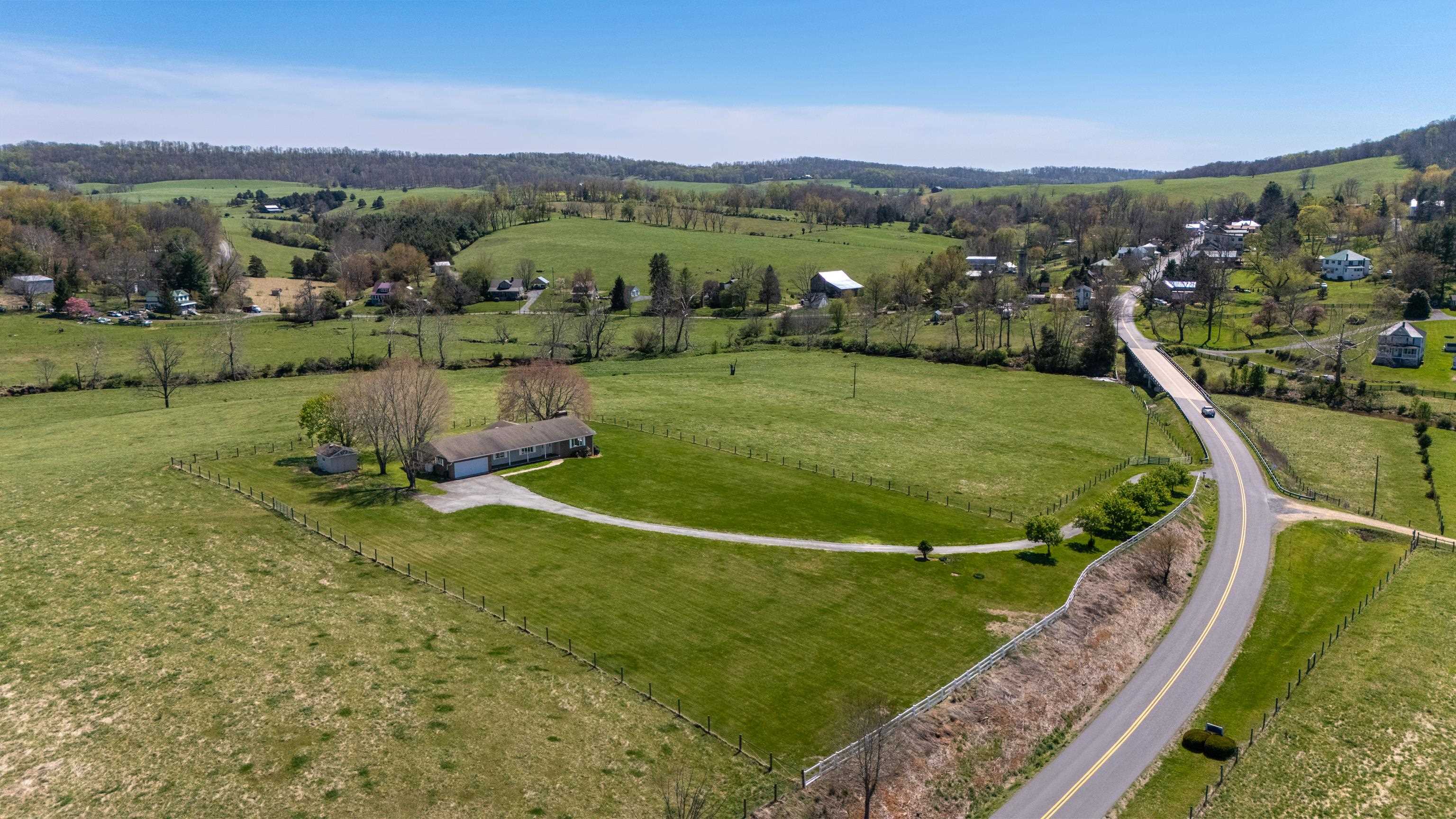2834 Brownsburg Turnpike Raphine, VA 24472 - Photo 51 of 69 a view of a city