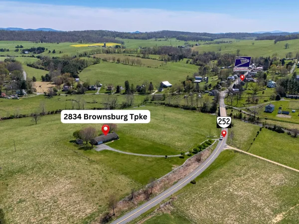 $569,500 | 2834 Brownsburg Turnpike, Raphine, VA 24472