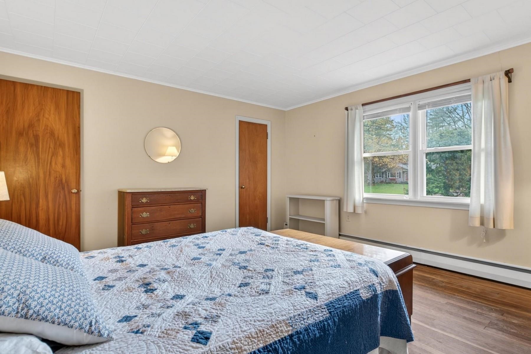 274 North Grove Street Rutland Town, VT 05701 - Photo 28 of 53 Gallery Image 28