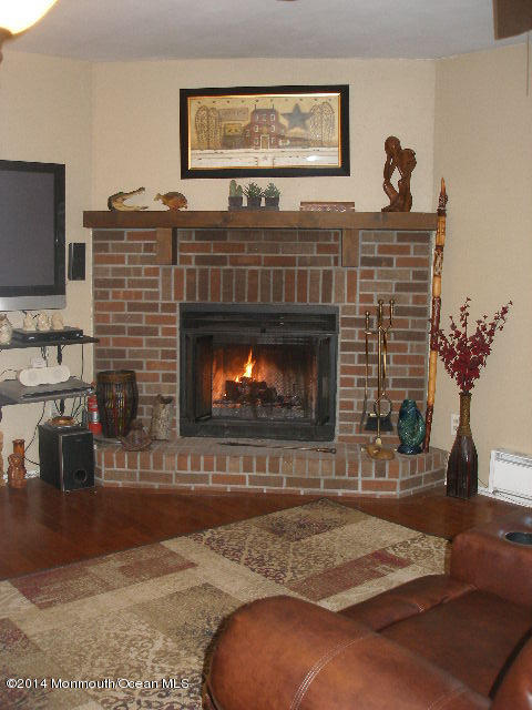 433 Green Acres Road Manchester Township, NJ 08759 - Photo 12 of 33 P1010464