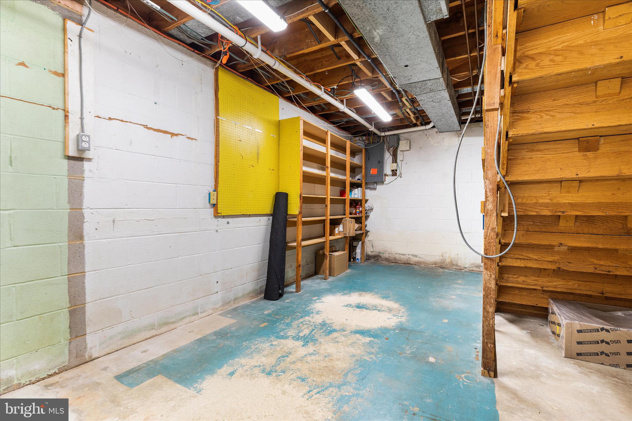 7398 Roxbury Avenue Manassas, VA 20109 - Photo 33 of 75 Storage