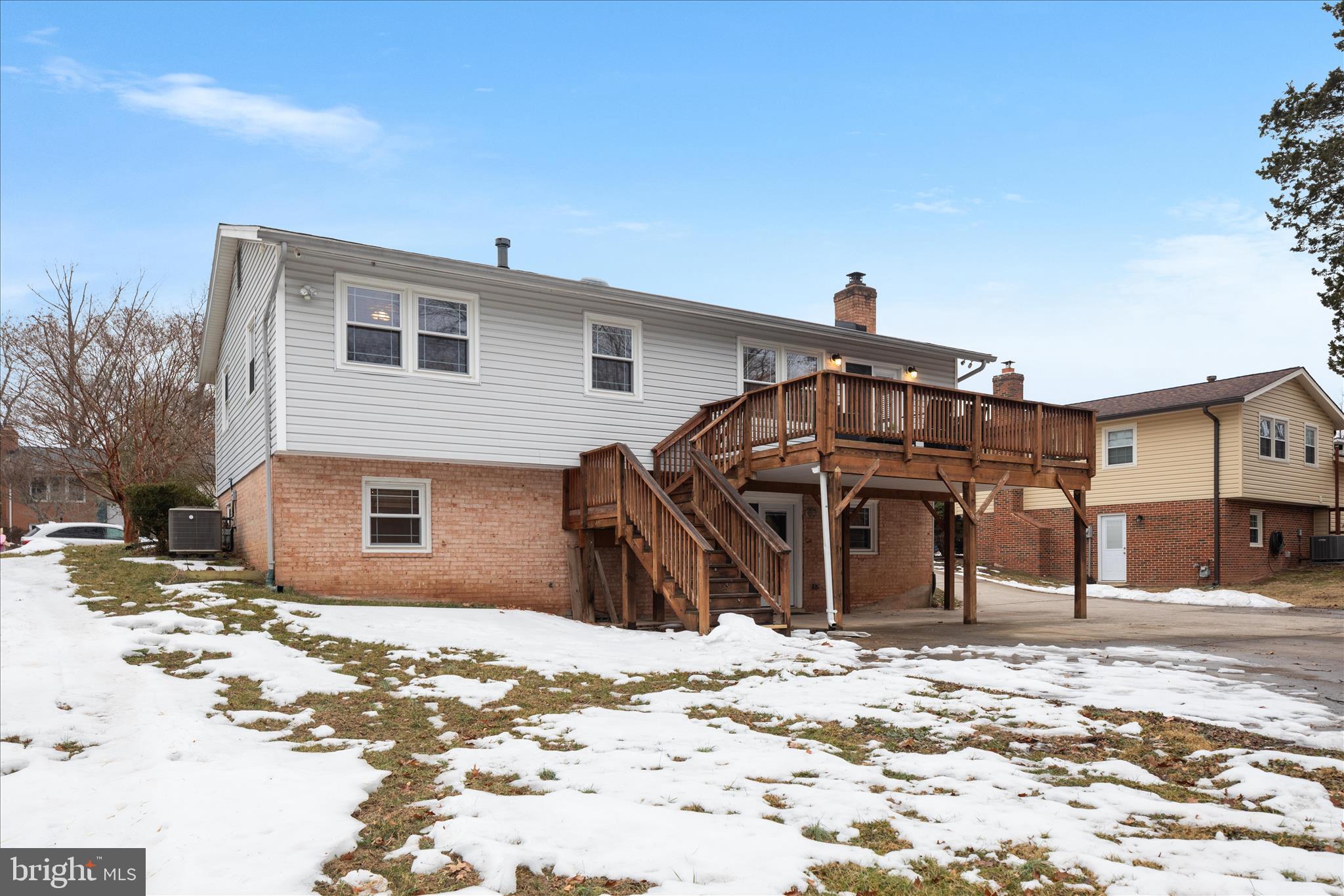 7398 Roxbury Avenue Manassas, VA 20109 - Photo 40 of 75 a front view of a house with a yard