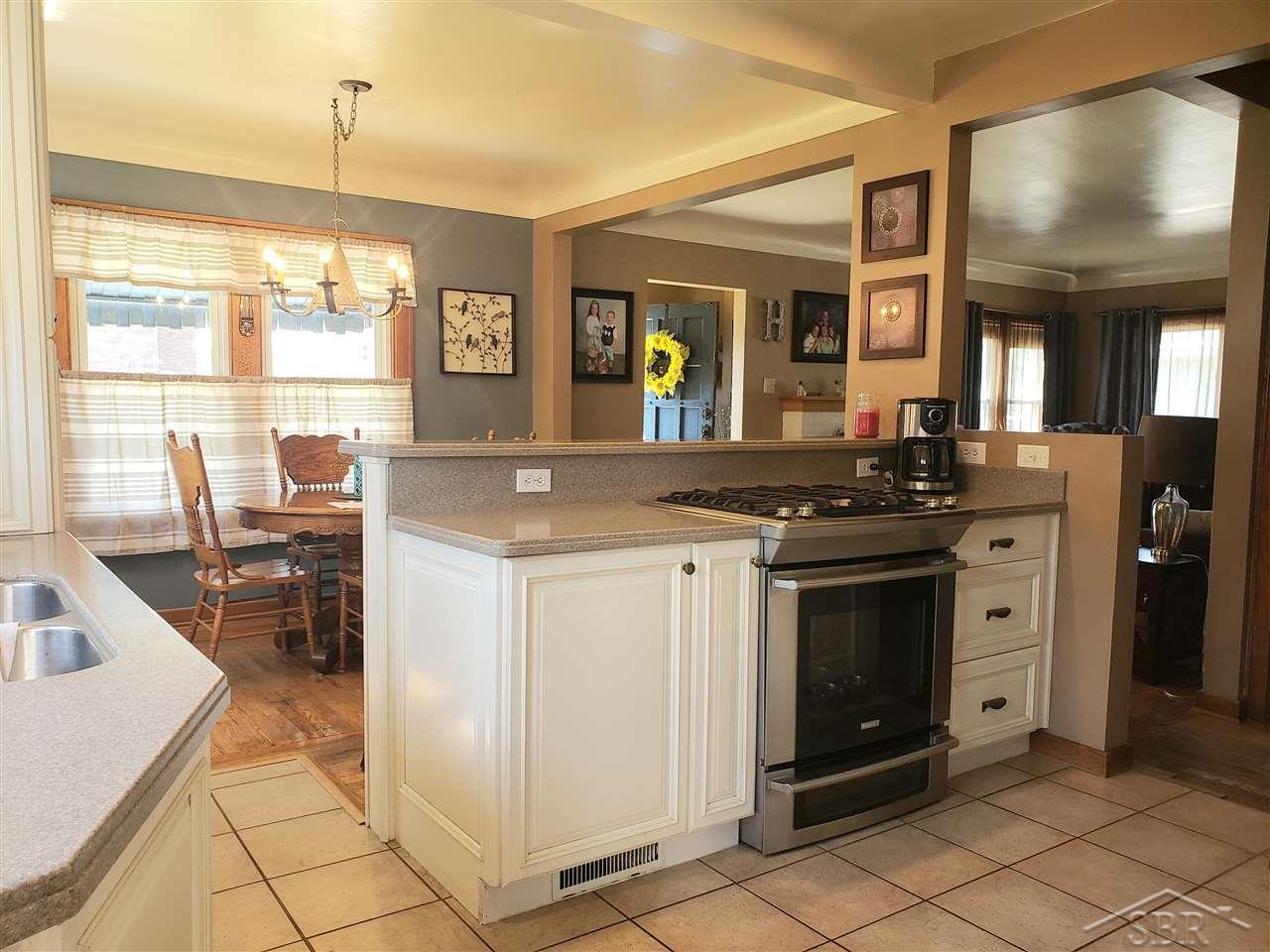 490 Shattuck Road Saginaw, MI 48604 - Photo 9 of 42