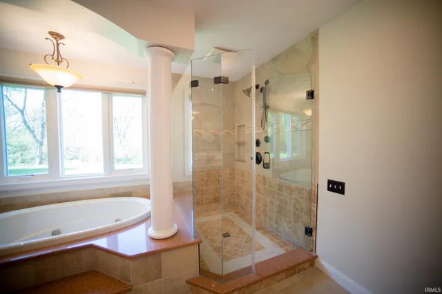 $798,000 | 3443 Washington Avenue, Vincennes, IN 47591