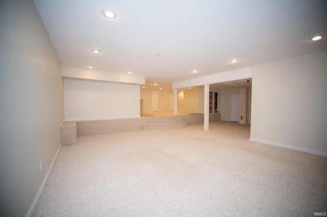 $798,000 | 3443 Washington Avenue, Vincennes, IN 47591