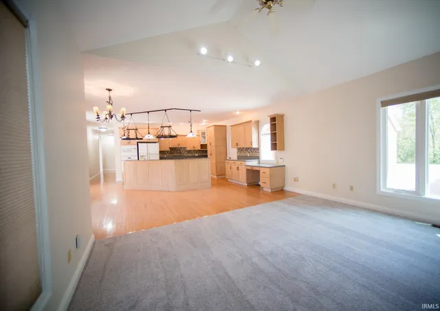 $798,000 | 3443 Washington Avenue, Vincennes, IN 47591