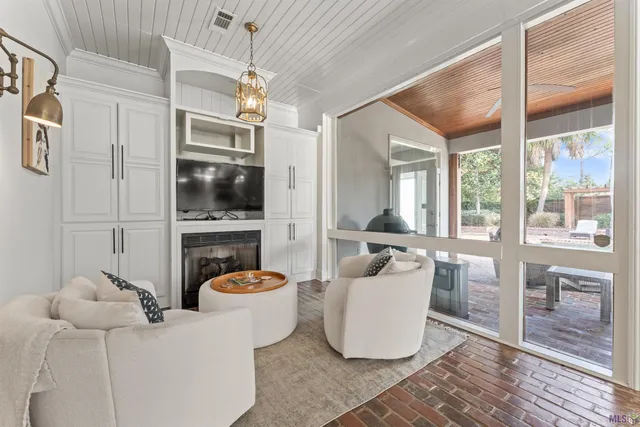 $1,269,000 | 2125 Rue Bienvenue, Baton Rouge, LA 70809