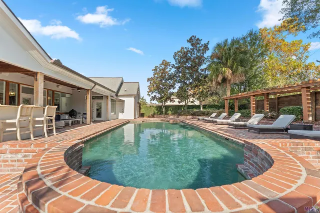 $1,269,000 | 2125 Rue Bienvenue, Baton Rouge, LA 70809