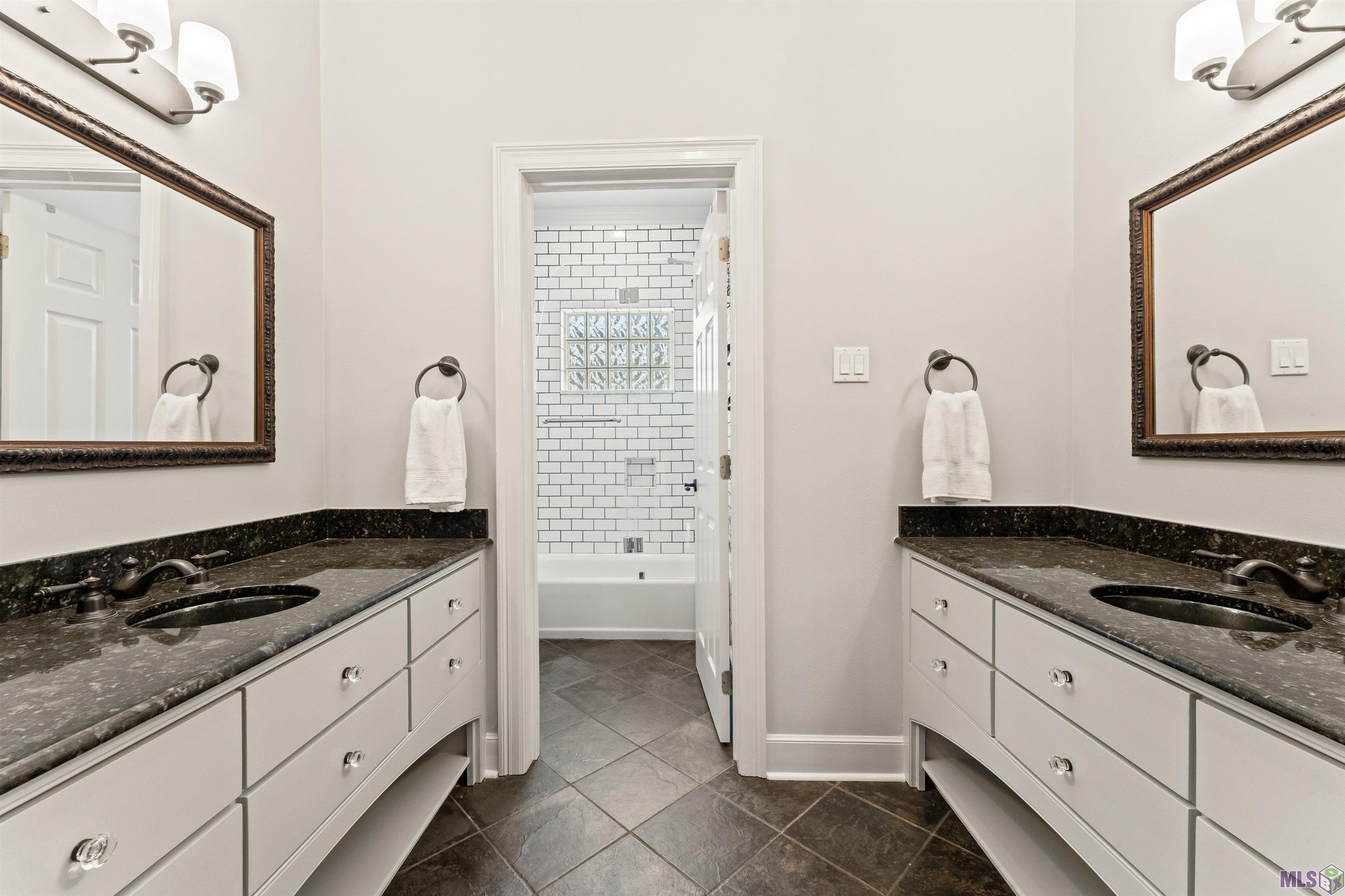 2125 Rue Bienvenue Baton Rouge, LA 70809 - Photo 3 of 11