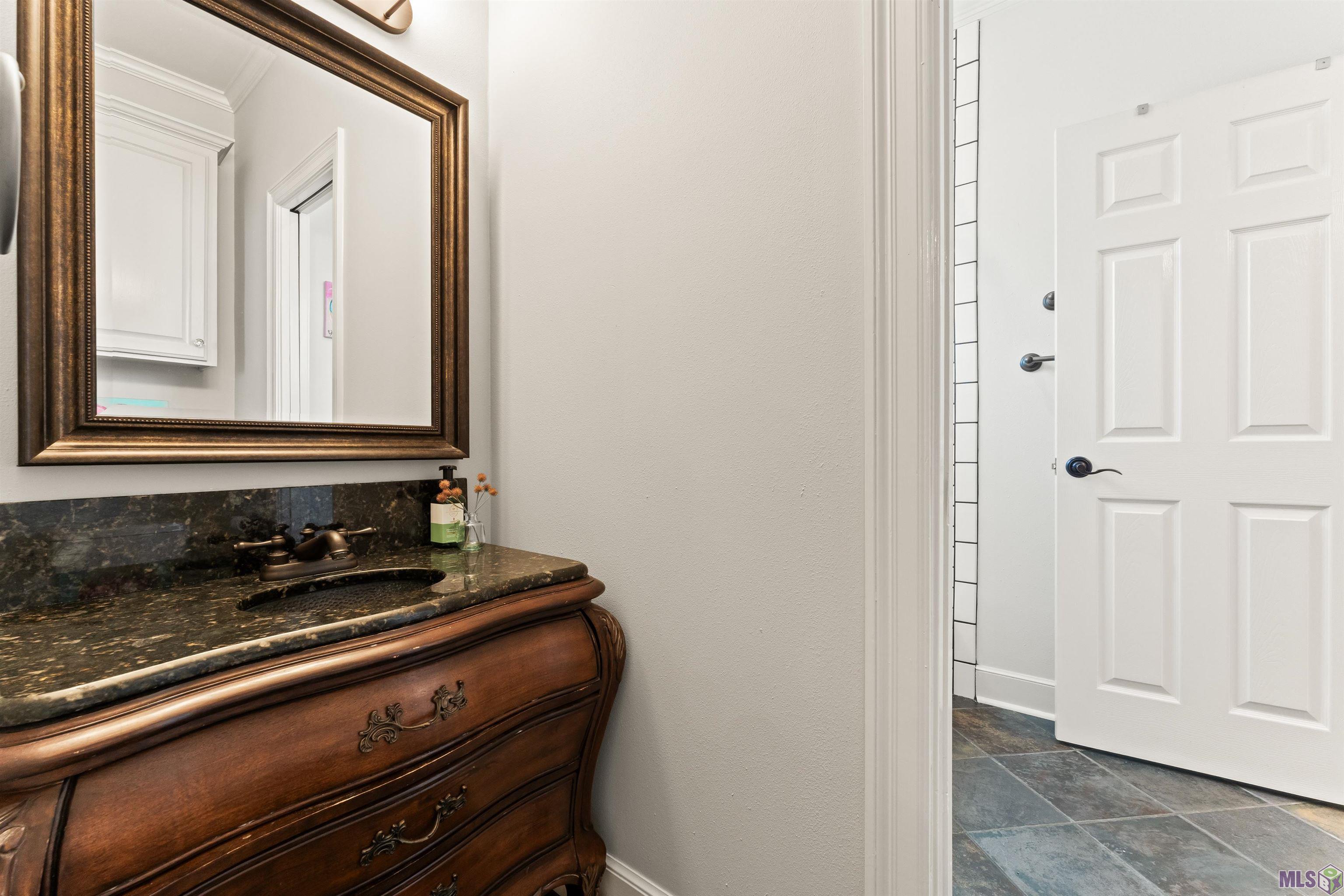 2125 Rue Bienvenue Baton Rouge, LA 70809 - Photo 5 of 11