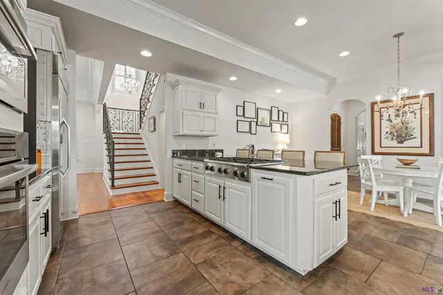 $1,269,000 | 2125 Rue Bienvenue, Baton Rouge, LA 70809