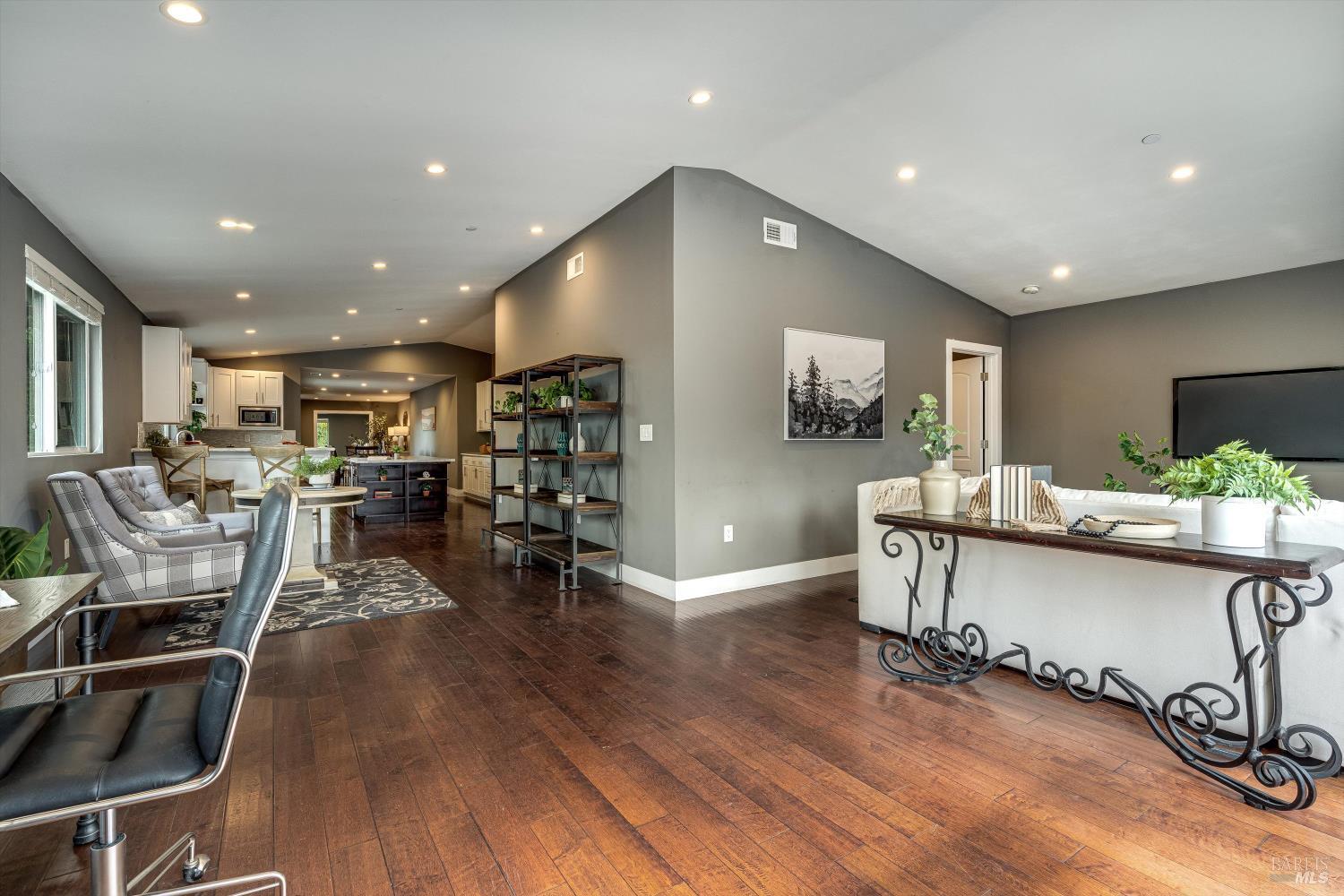 15 Julian Avenue Napa, CA 94559 - Photo 16 of 48