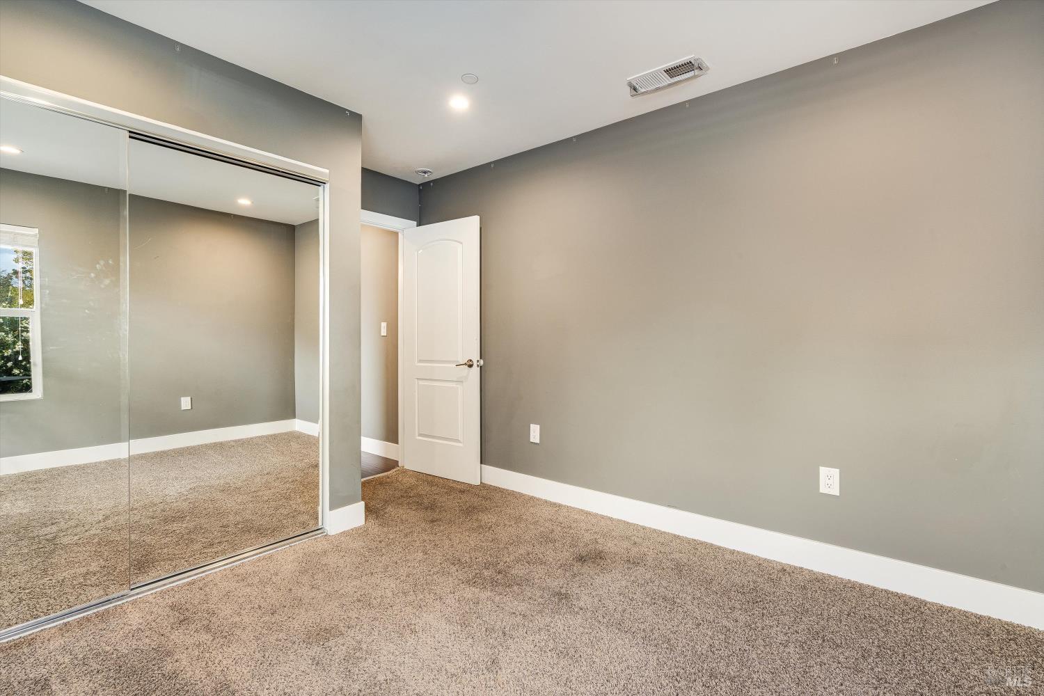 15 Julian Avenue Napa, CA 94559 - Photo 30 of 48