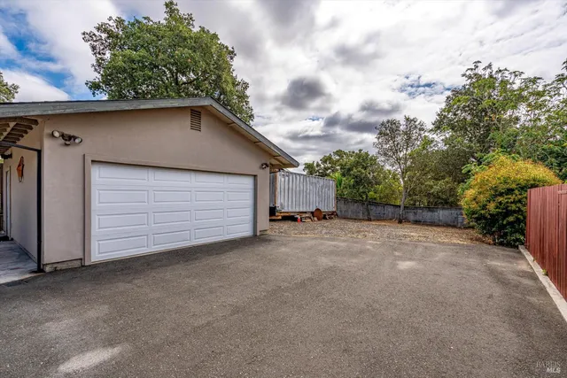 $1,139,000 | 15 Julian Avenue, Napa, CA 94559