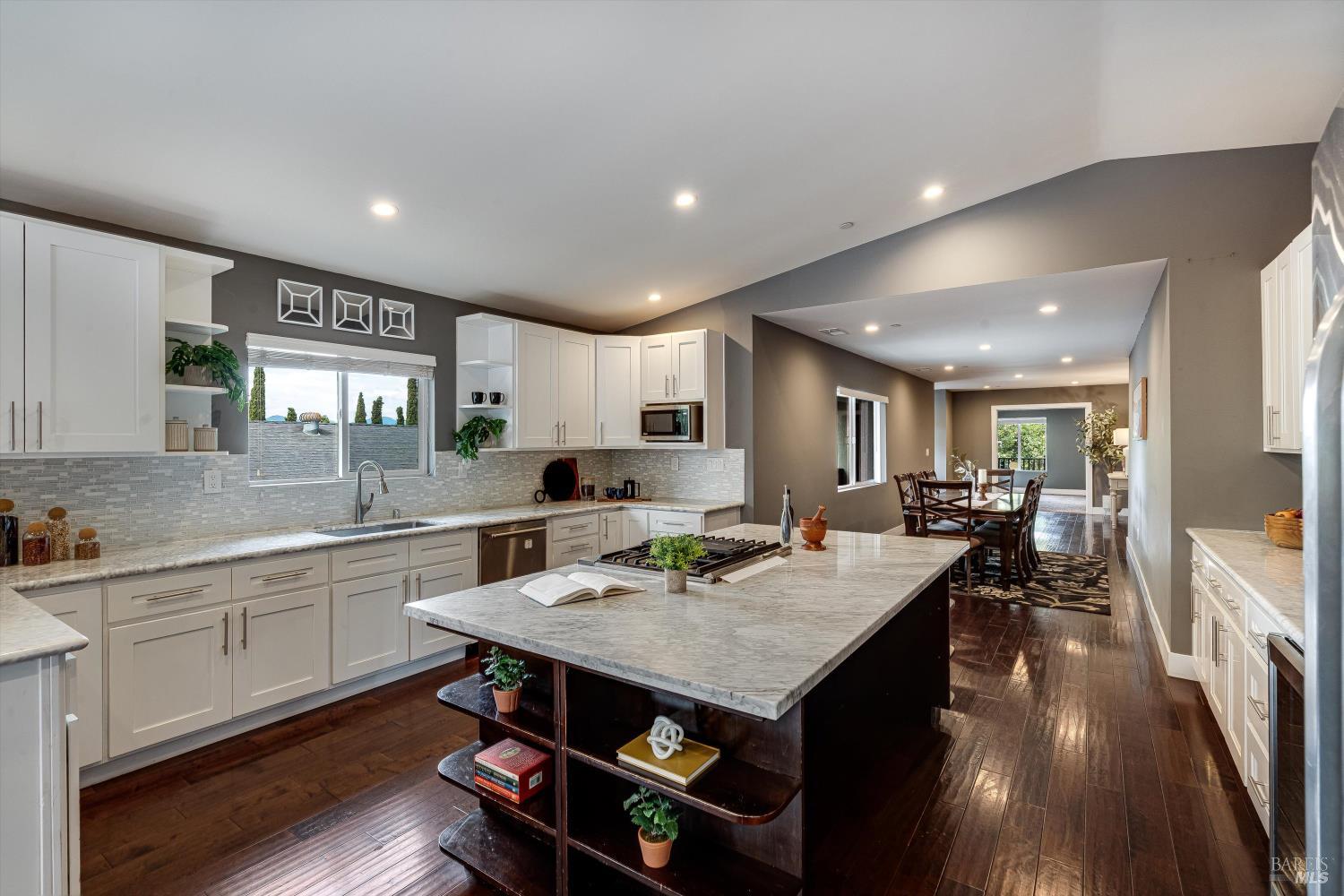 15 Julian Avenue Napa, CA 94559 - Photo 6 of 48