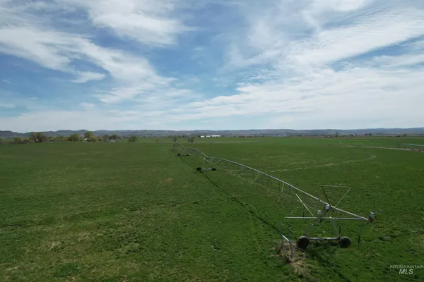 $1,404,000 | 0 Graham Boulevard, Vale, OR 97918