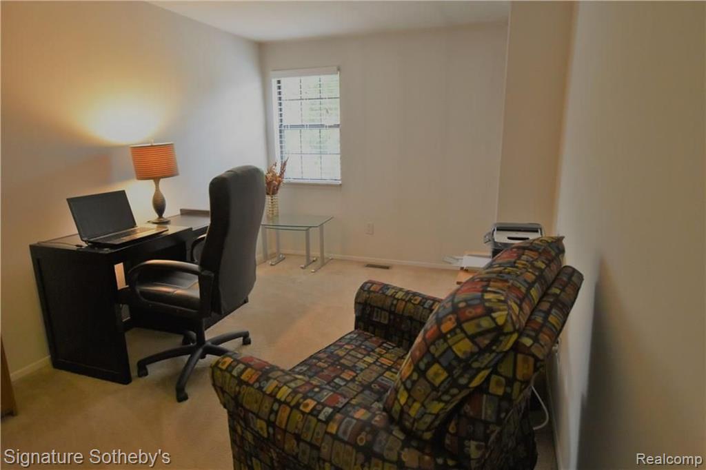 1907 Allenway Court, Unit 99 Rochester Hills, MI 48309 - Photo 18 of 20