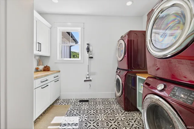 $1,099,000 | 2247 South Sunday Drive, Bloomington, IN 47403