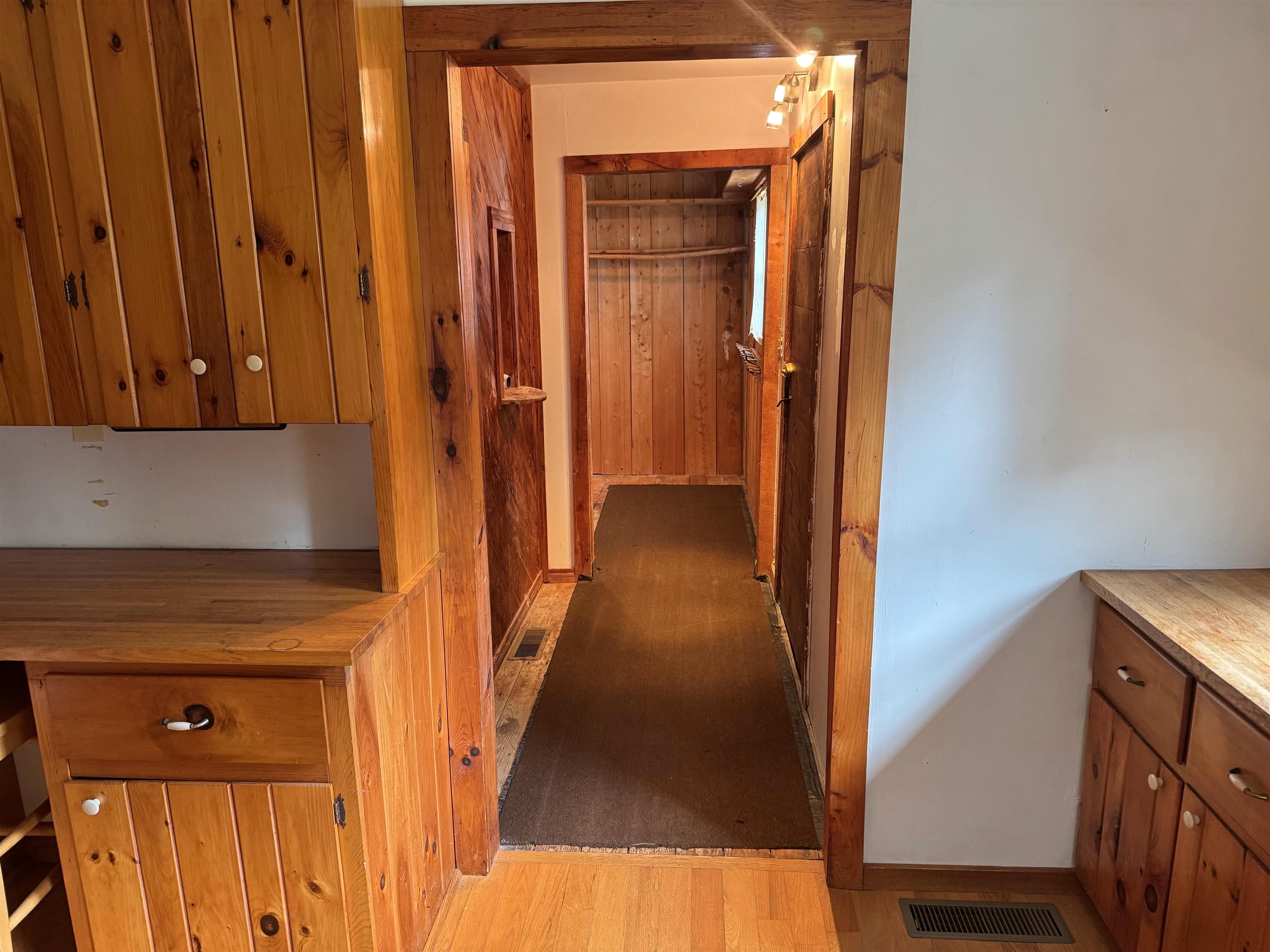 1059 Bailey Hill Road Readsboro, VT 05350 - Photo 15 of 38