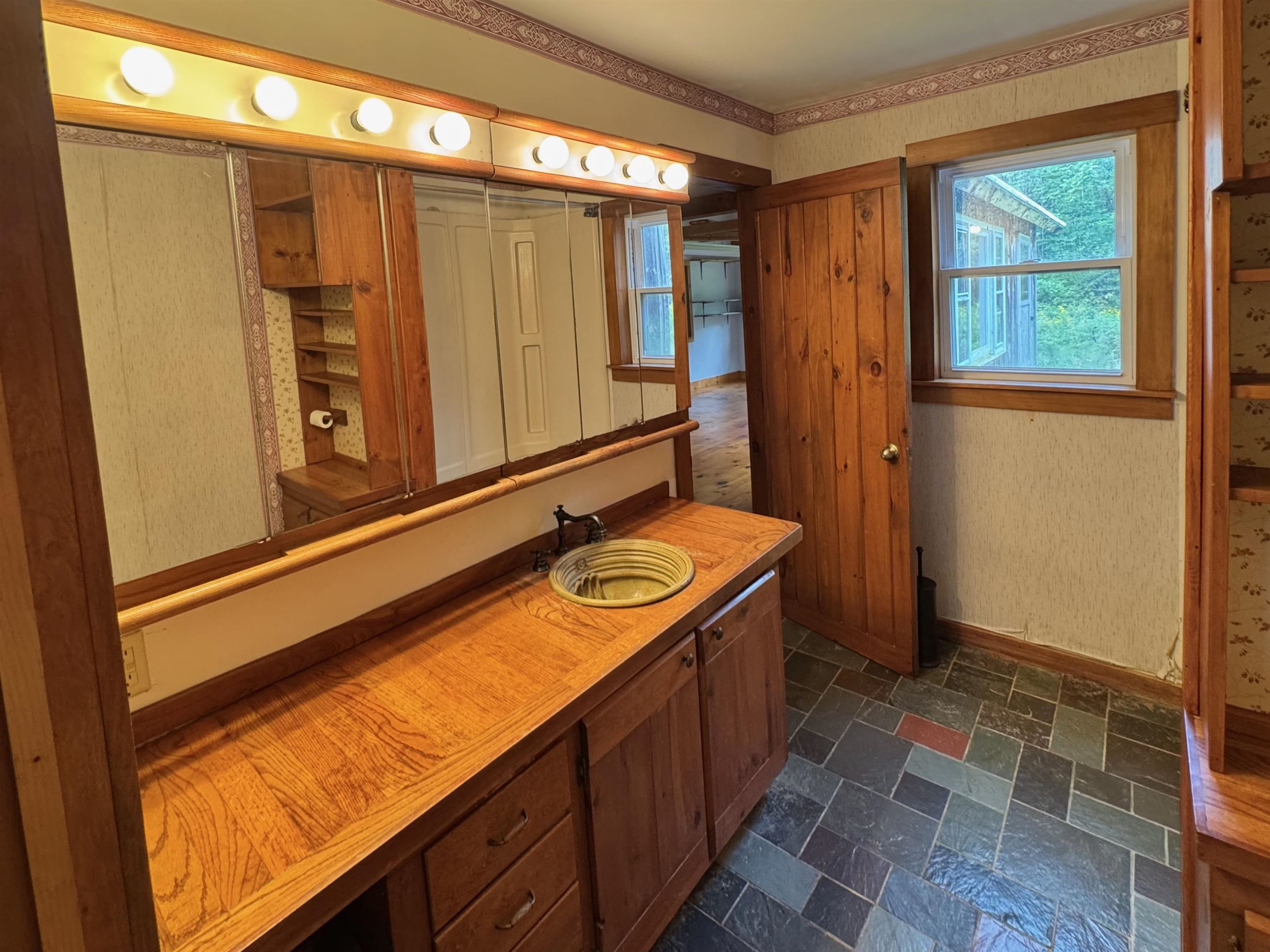 1059 Bailey Hill Road Readsboro, VT 05350 - Photo 19 of 38