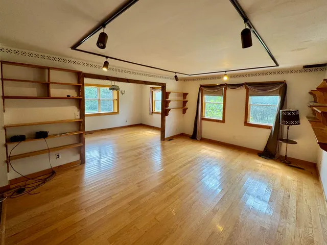 $502,900 | 1059 Bailey Hill Road, Readsboro, VT 05350