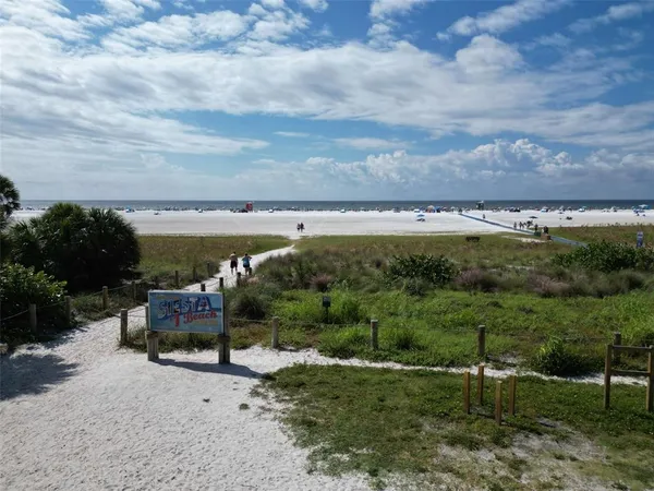 $3,000 | 10449 Morning Mist Lane, Sarasota, FL 34241