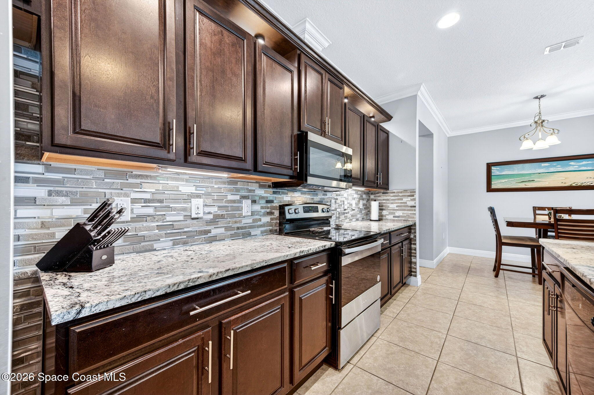 453 Danis Road Southwest Palm Bay, FL 32908 - Photo 13 of 55 Custom Backsplash