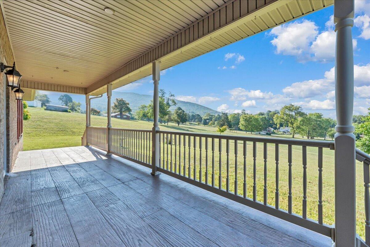 1320 Beaumont Road Roanoke, VA 24019 - Photo 18 of 54 03-MIB01342