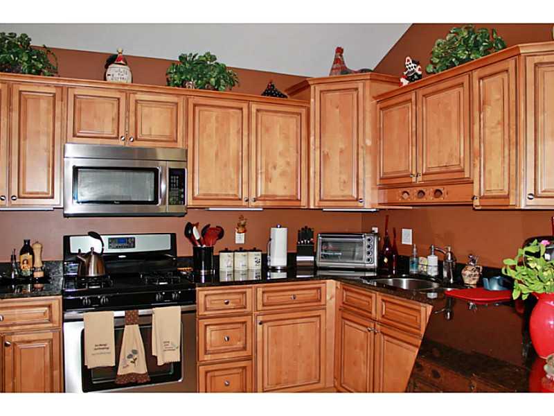 335 Saddlebrook Road Gibsonia, PA 15044 - Photo 11 of 22 Kitchen.