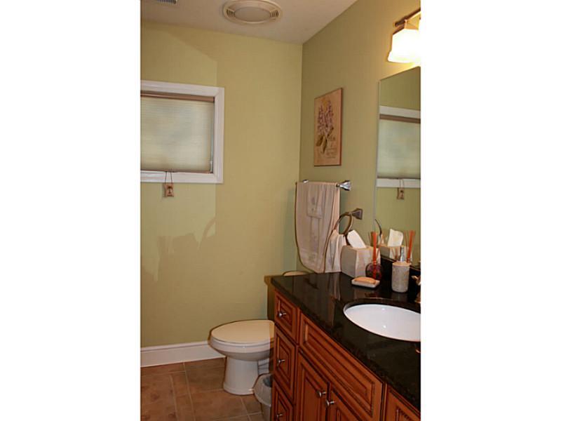 335 Saddlebrook Road Gibsonia, PA 15044 - Photo 17 of 22 Full Bath.