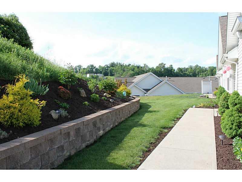 335 Saddlebrook Road Gibsonia, PA 15044 - Photo 7 of 22 Exterior Front.